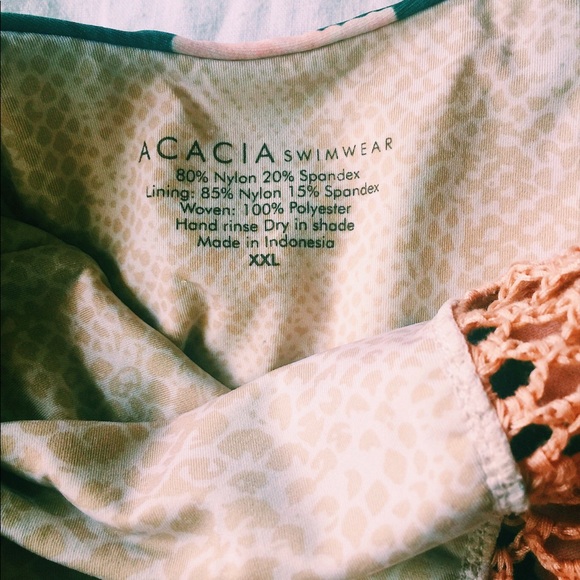 Acacia kids 1 piece swimsuit & mesh rash guard - Picture 5 of 5